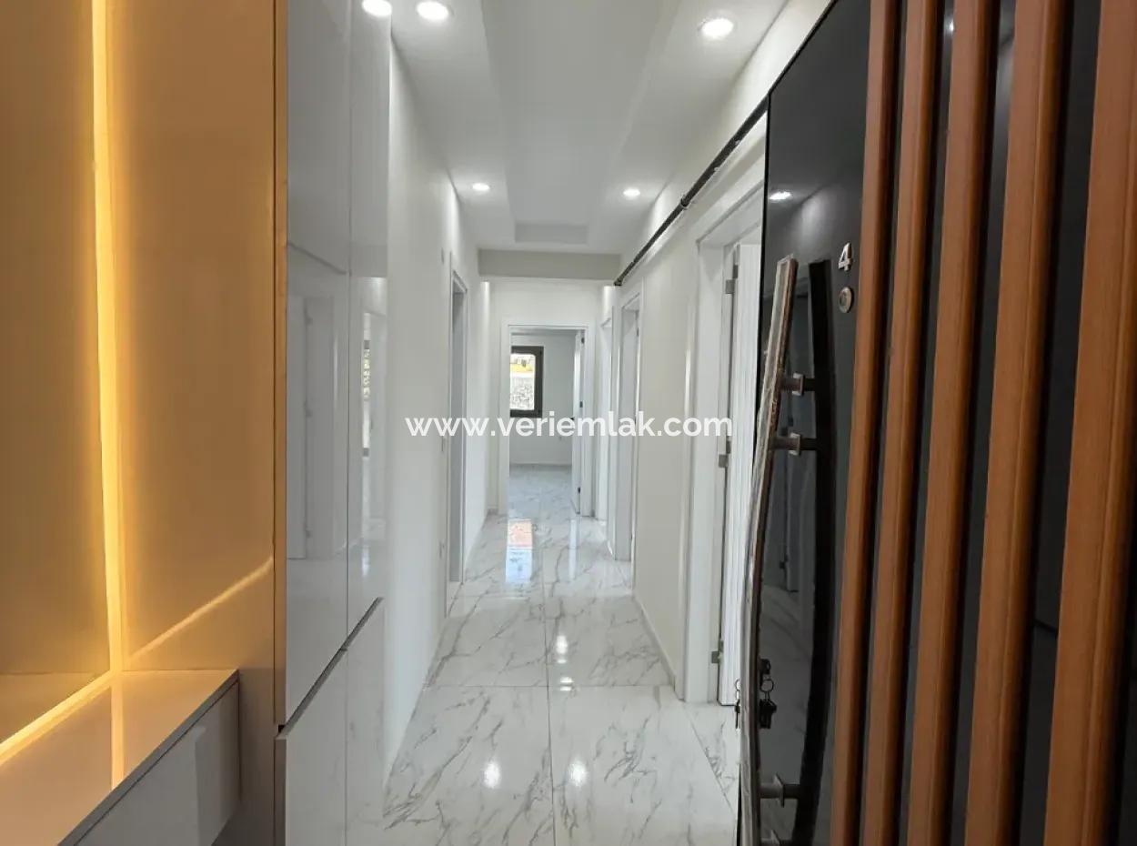 New 2 1 Flats In Seferihisar Mosque