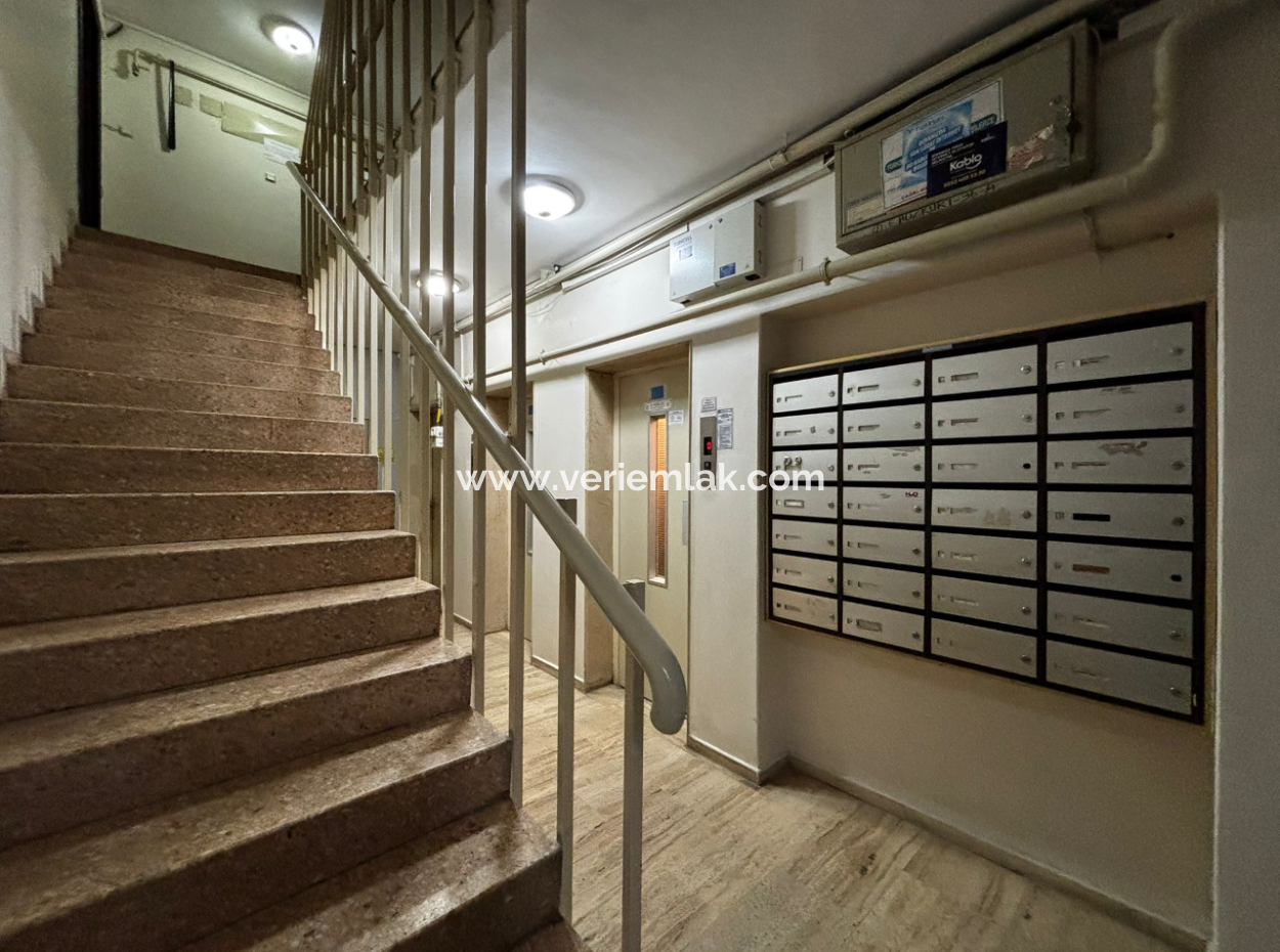 3 1 2Nd Floor Flat For Rent Near Talatpaşa With Alsancak Parking Lot!