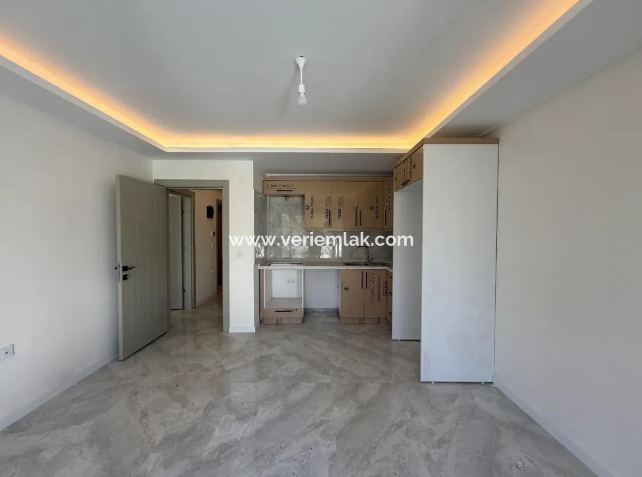 Winter Garden In The Center Of Camikebir 1 1