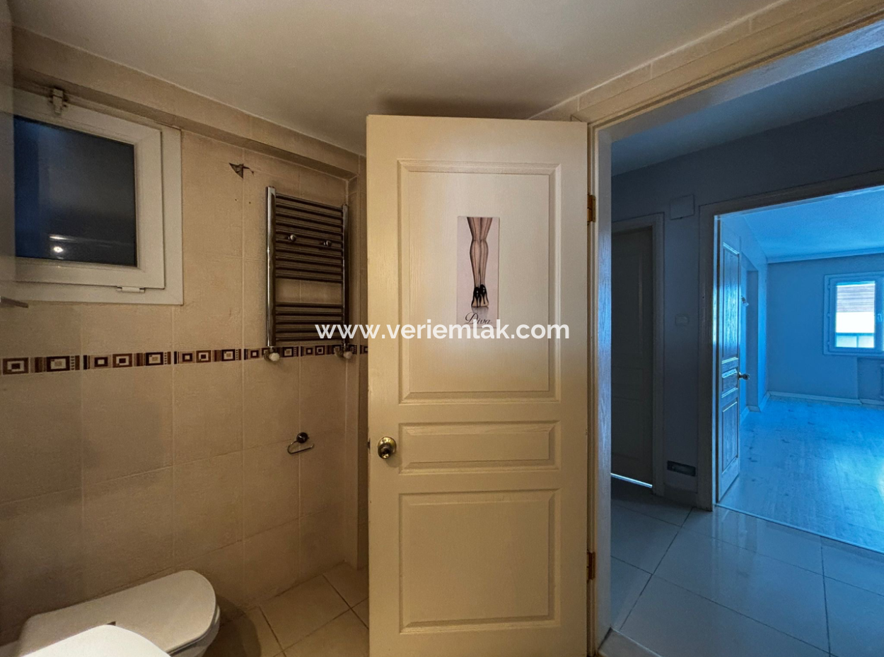 3 1 Corner 5Th Floor Flat For Sale At No Cost On Alsancak Libas Street!