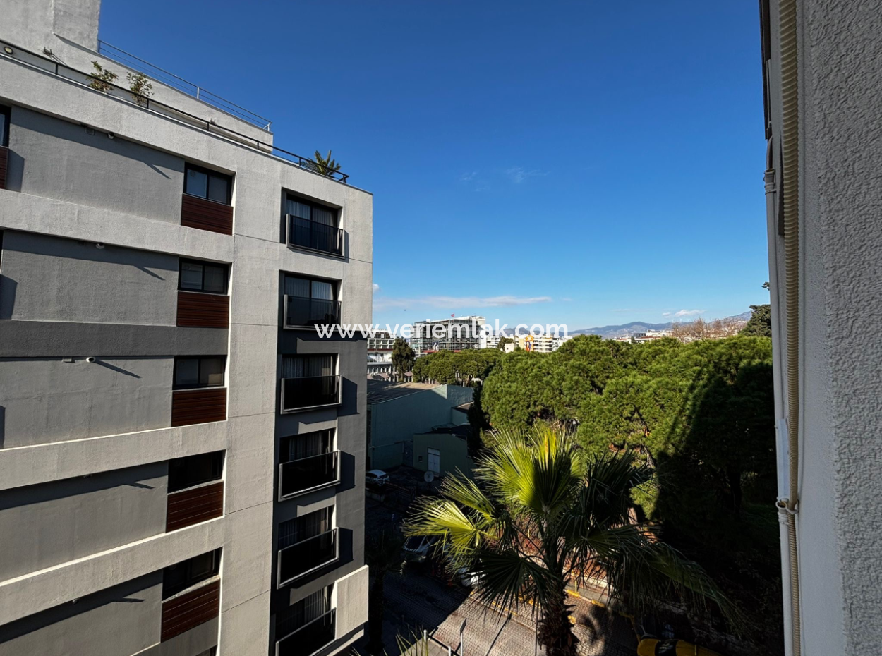 3 1 Corner 5Th Floor Flat For Sale At No Cost On Alsancak Libas Street!