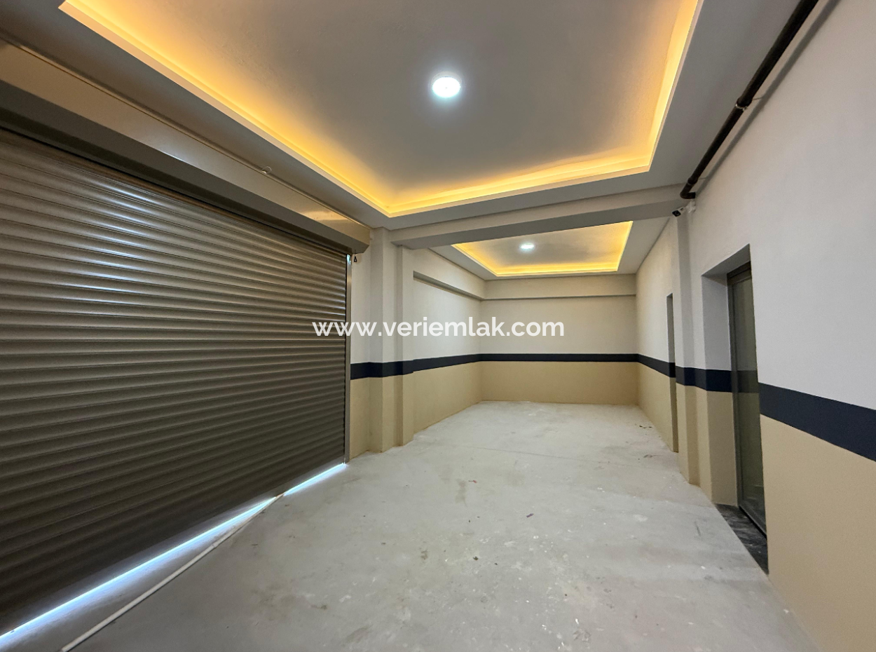 Modern And Spacious 2 1 Flats In Central Location