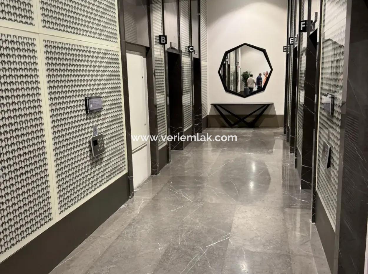 3 1 Flat For Rent With Panoramic View On The 38Th Floor Of Mymahall Bomonti