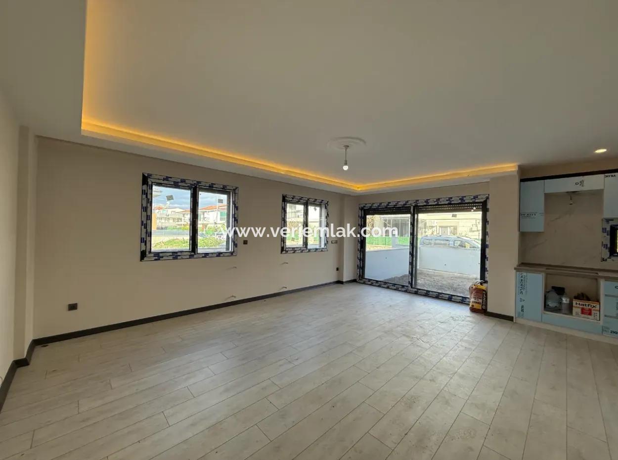 3 1 Comfortable Villa With Garden In Villalar Area