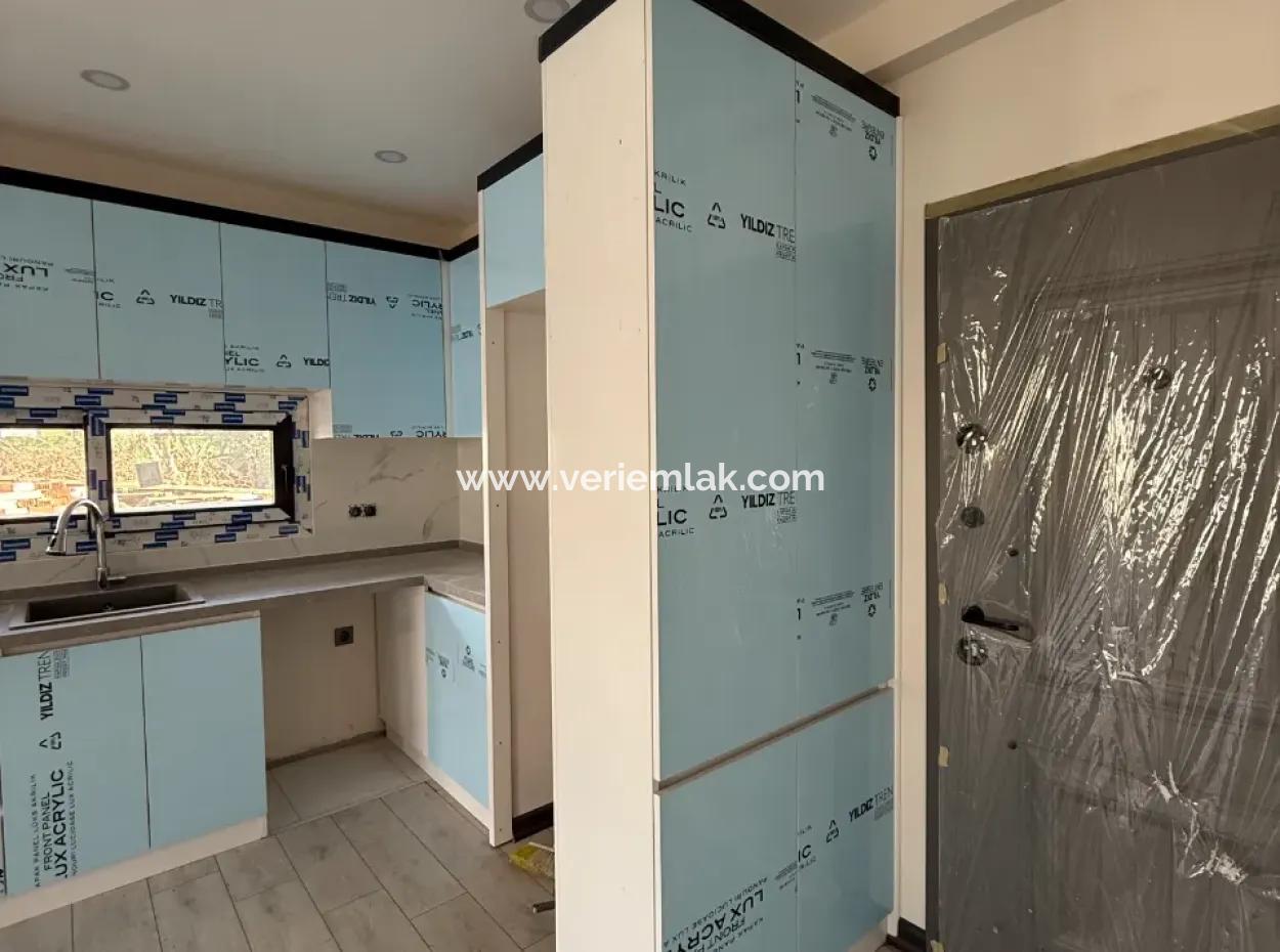 3 1 Comfortable Villa With Garden In Villalar Area