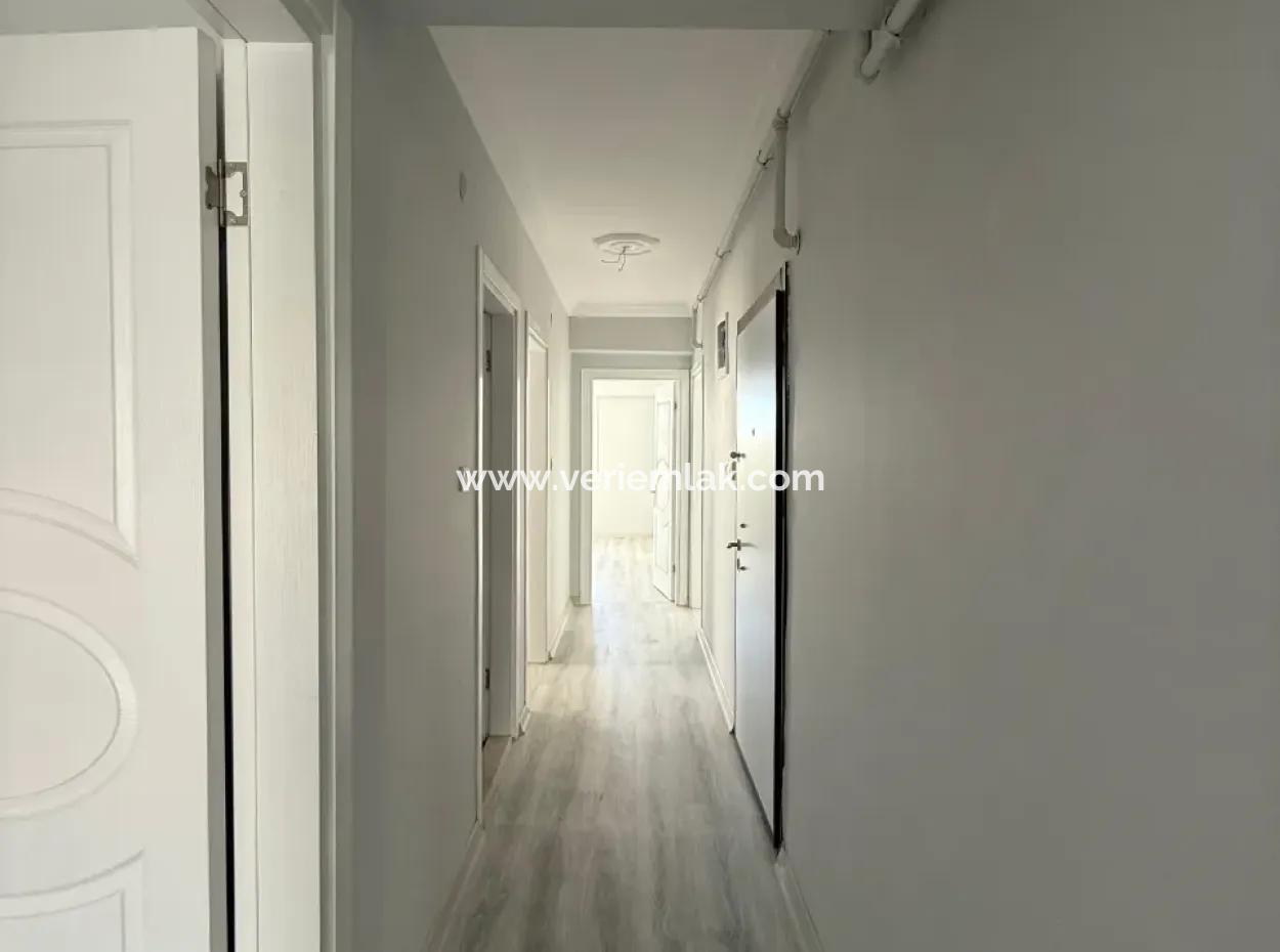 Near Seferihisar Gözsüzler Caddesi - Closed Kitchen - 3 1 Flat For Sale