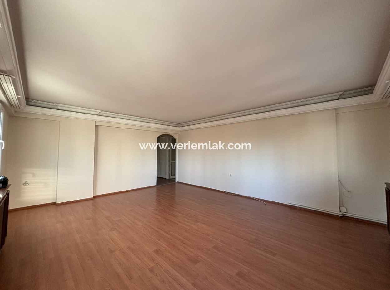 Corner 2 1 Combi Boiler Rental Apartment In Alsancak Mimar Sinan