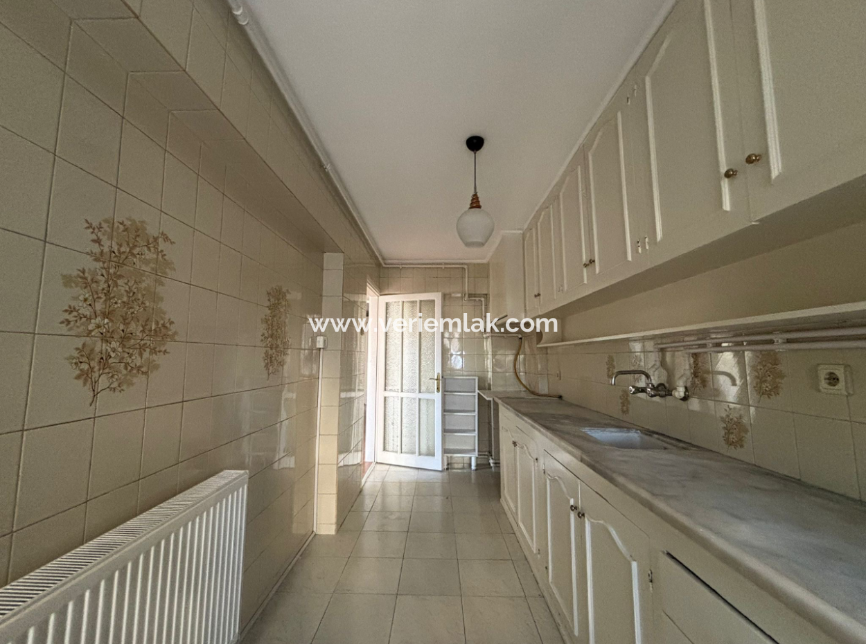 Corner 2 1 Combi Boiler Rental Apartment In Alsancak Mimar Sinan