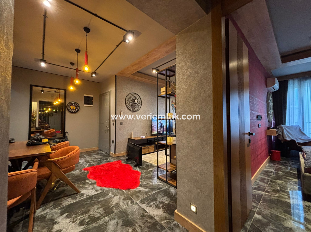 Luxury 2 1 Furnished Flat For Sale Near Alsancak Talatpaşa Boulevard!