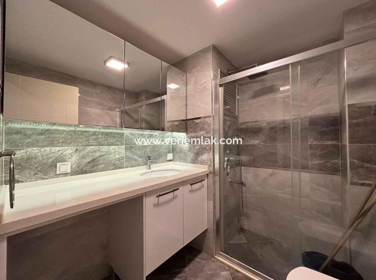 1 1 Flat For Rent Near Dünya Eye Hospital In Alsancak New Building!