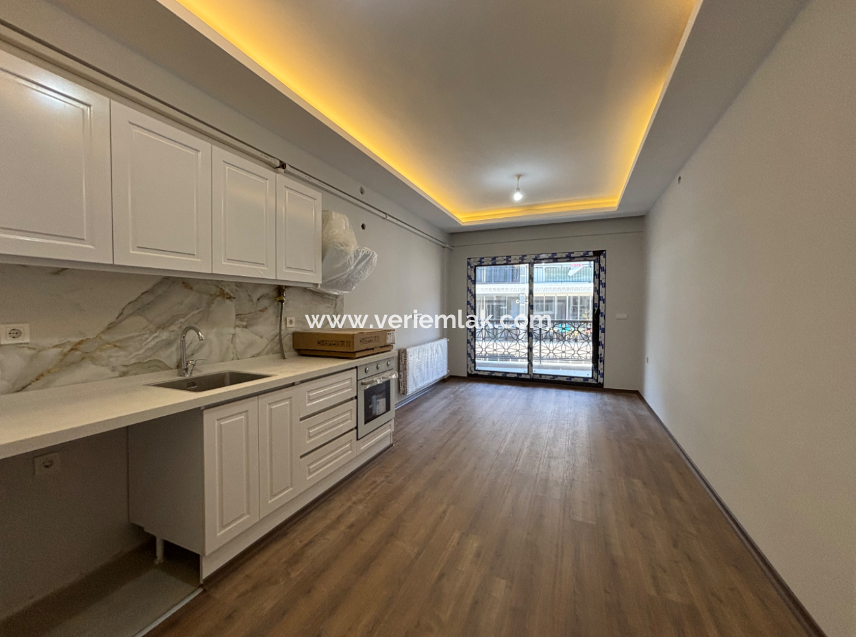 1 1 Flat With Balcony For Sale In Seferihisar Turabiye