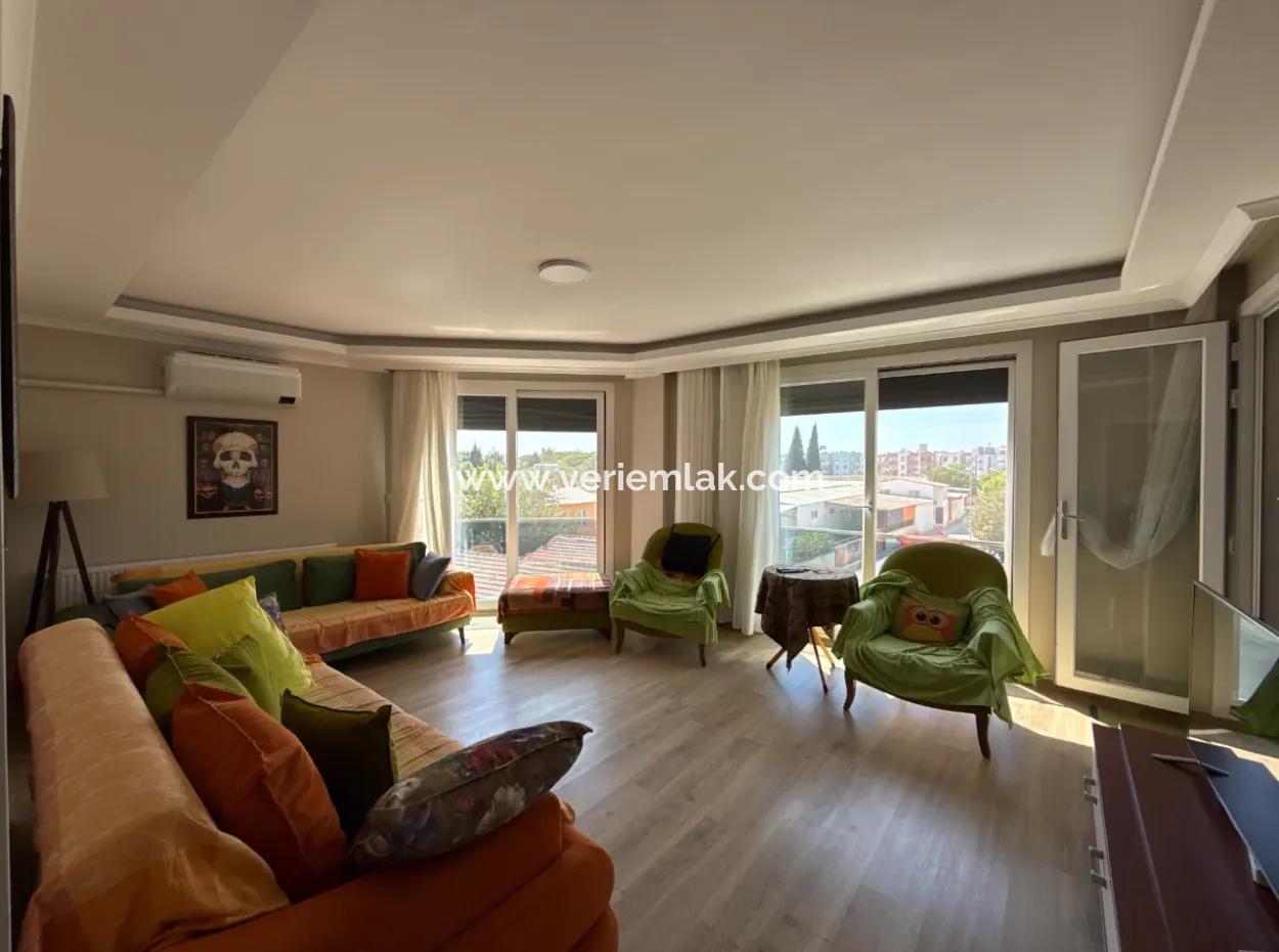 Spacious 3 1 Flat With Corner Location In Seferihisar Çolakibrahimbey