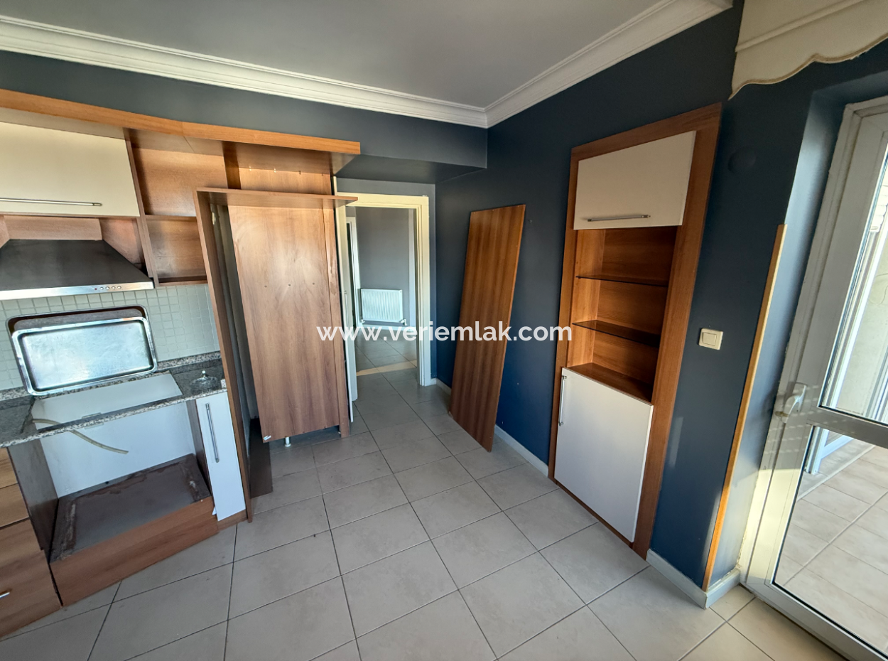 Sea View In A Site With A Pool Near Kaya Thermal In Narlidere