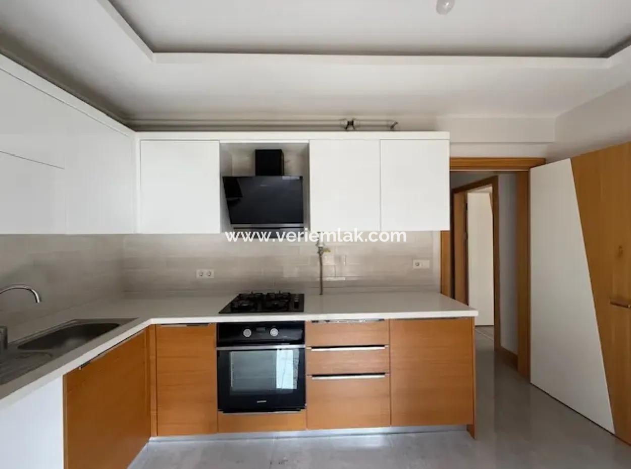 3 1 Exclusive And Luxury Apartments For Sale In Camikebir, Seferihisar