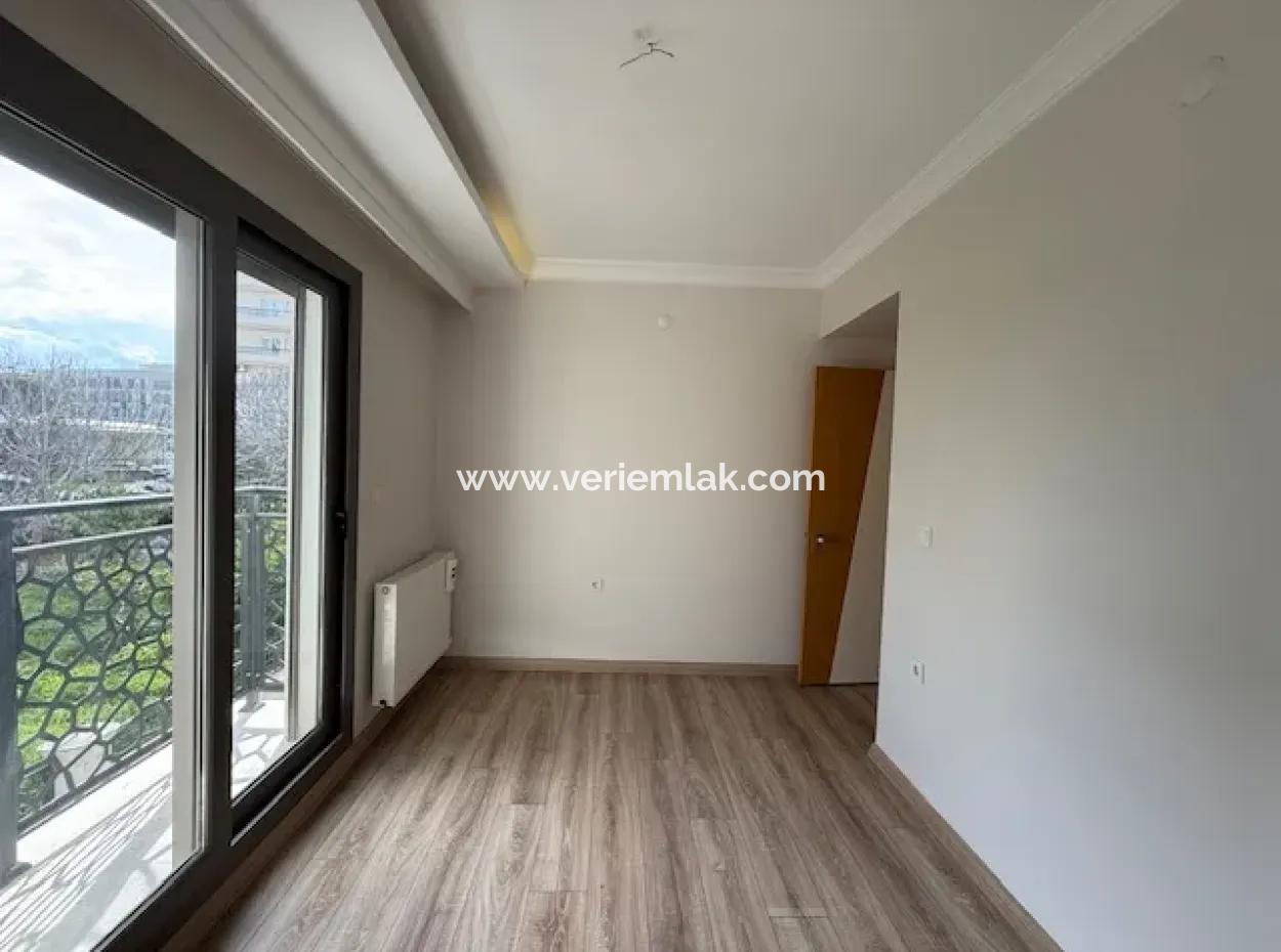 3 1 Exclusive And Luxury Apartments For Sale In Camikebir, Seferihisar