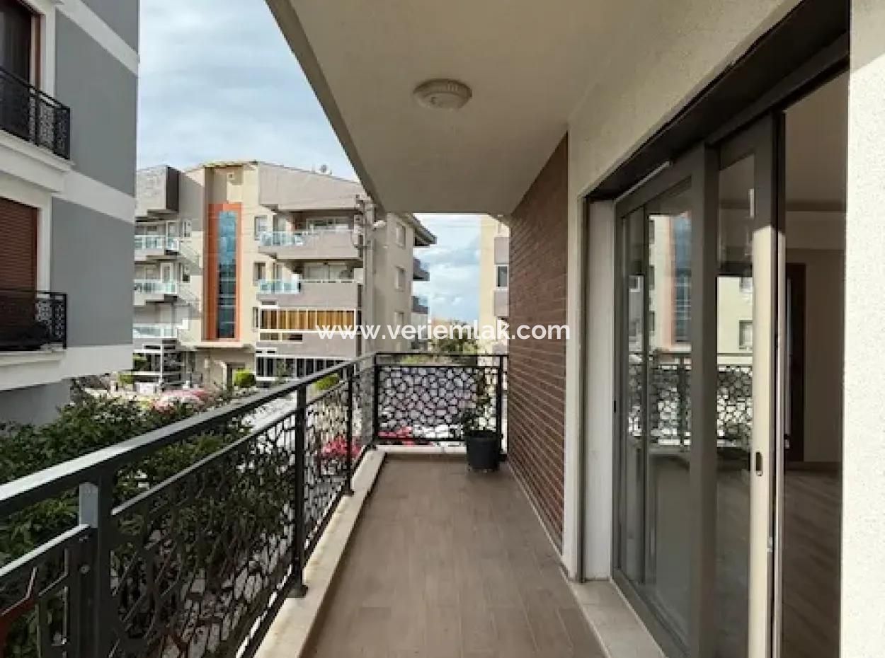 3 1 Exclusive And Luxury Apartments For Sale In Camikebir, Seferihisar