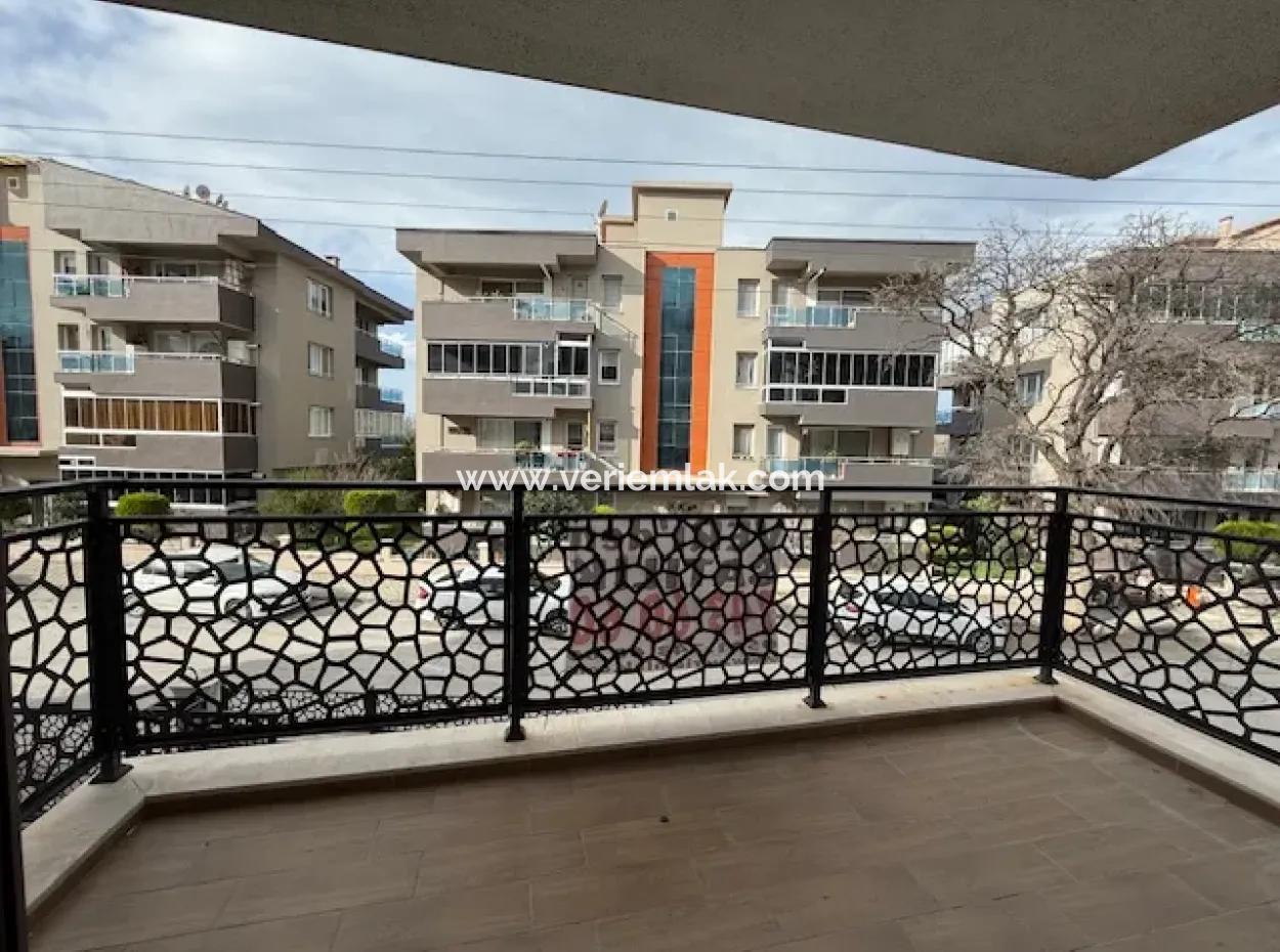 3 1 Exclusive And Luxury Apartments For Sale In Camikebir, Seferihisar