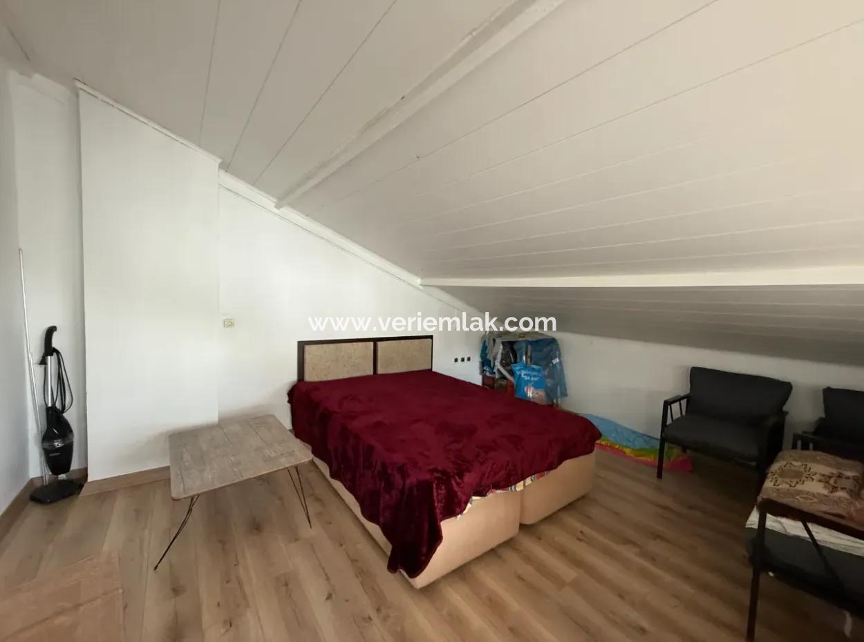 Villa For Sale In Seferihisar Akarca Atakum Sitesi With Sea View From The Garden