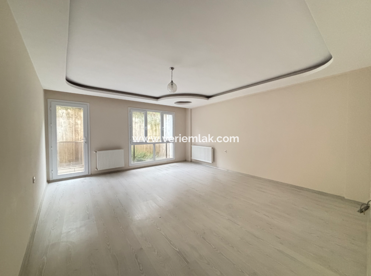 Seferihisar Hidirlik Neighborhood Garden Layout Natural Gas For Rent 3 1 Flats