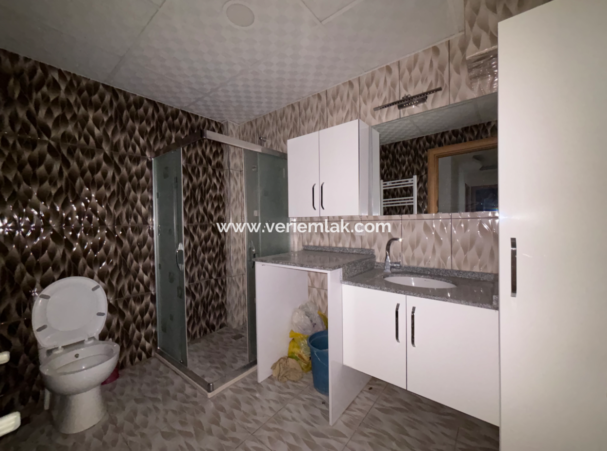 Seferihisar Hidirlik Neighborhood Garden Layout Natural Gas For Rent 3 1 Flats