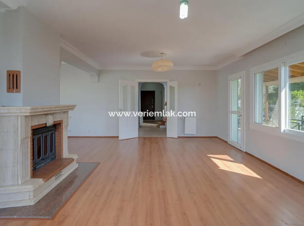 Bahçeli – Şömineli – 3 1 Villa For Rent In Güzelbahçe Kahramandere Lawyers Site