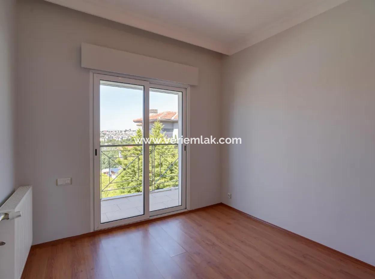 Bahçeli – Şömineli – 3 1 Villa For Rent In Güzelbahçe Kahramandere Lawyers Site