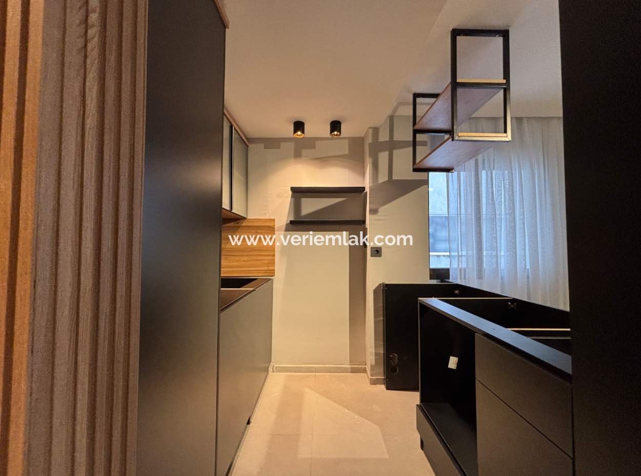 1 1 Free Flat For Sale With Parking Lot In Alsancak Kültür Park Neighborhood!