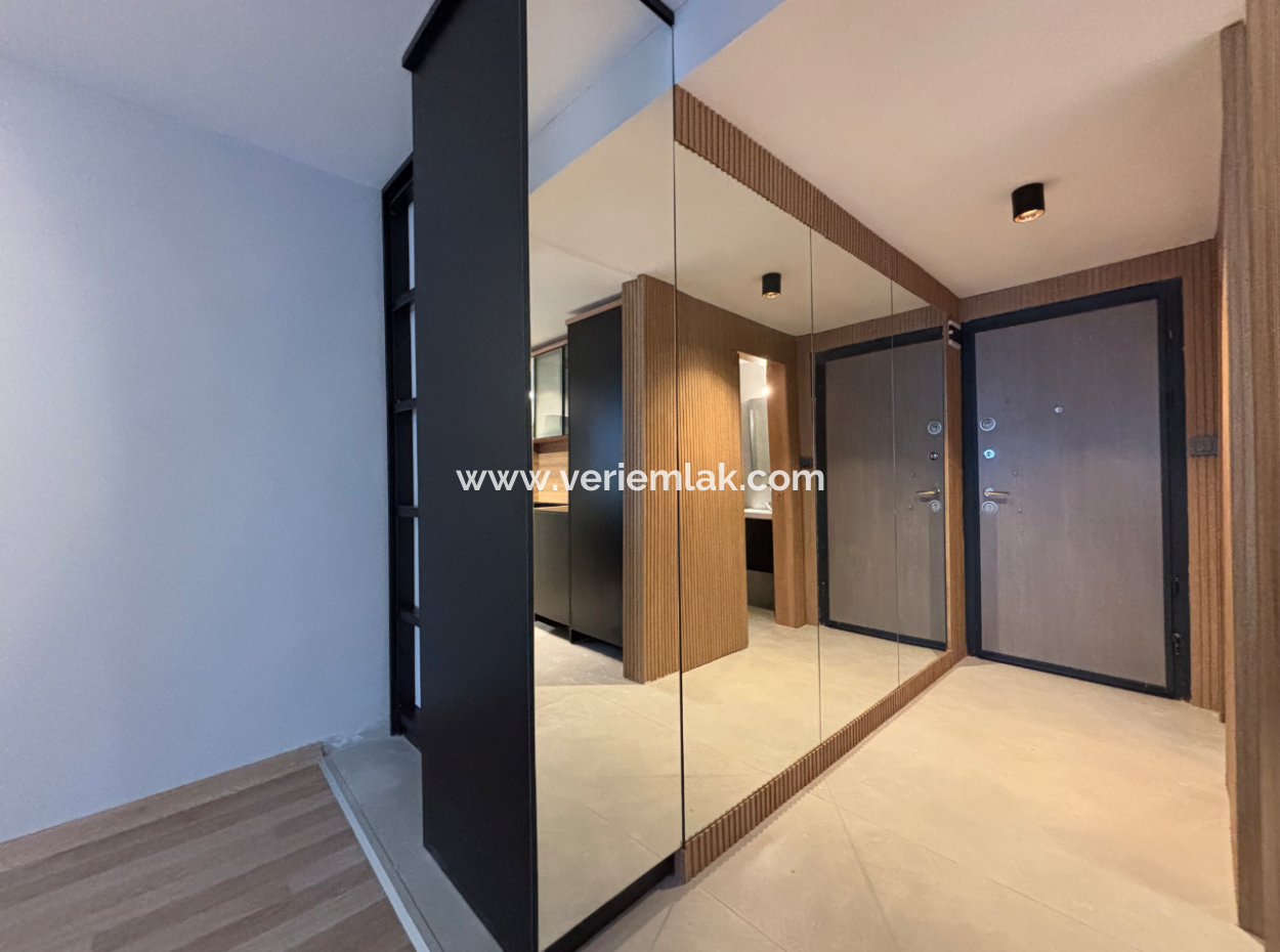 1 1 Free Flat For Sale With Parking Lot In Alsancak Kültür Park Neighborhood!