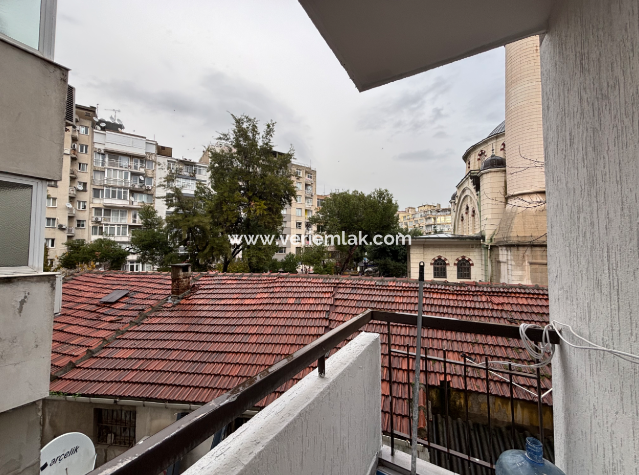 1 1 Free Flat For Sale With Parking Lot In Alsancak Kültür Park Neighborhood!