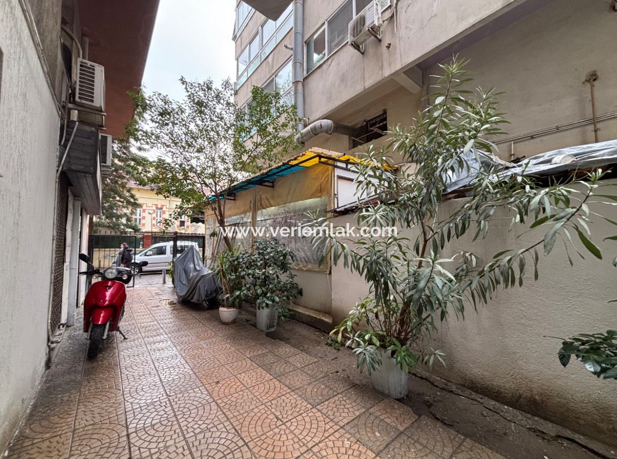 1 1 Free Flat For Sale With Parking Lot In Alsancak Kültür Park Neighborhood!