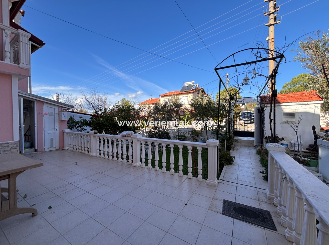3 1 Villas For Sale In A Site In Seferihisar Akarca