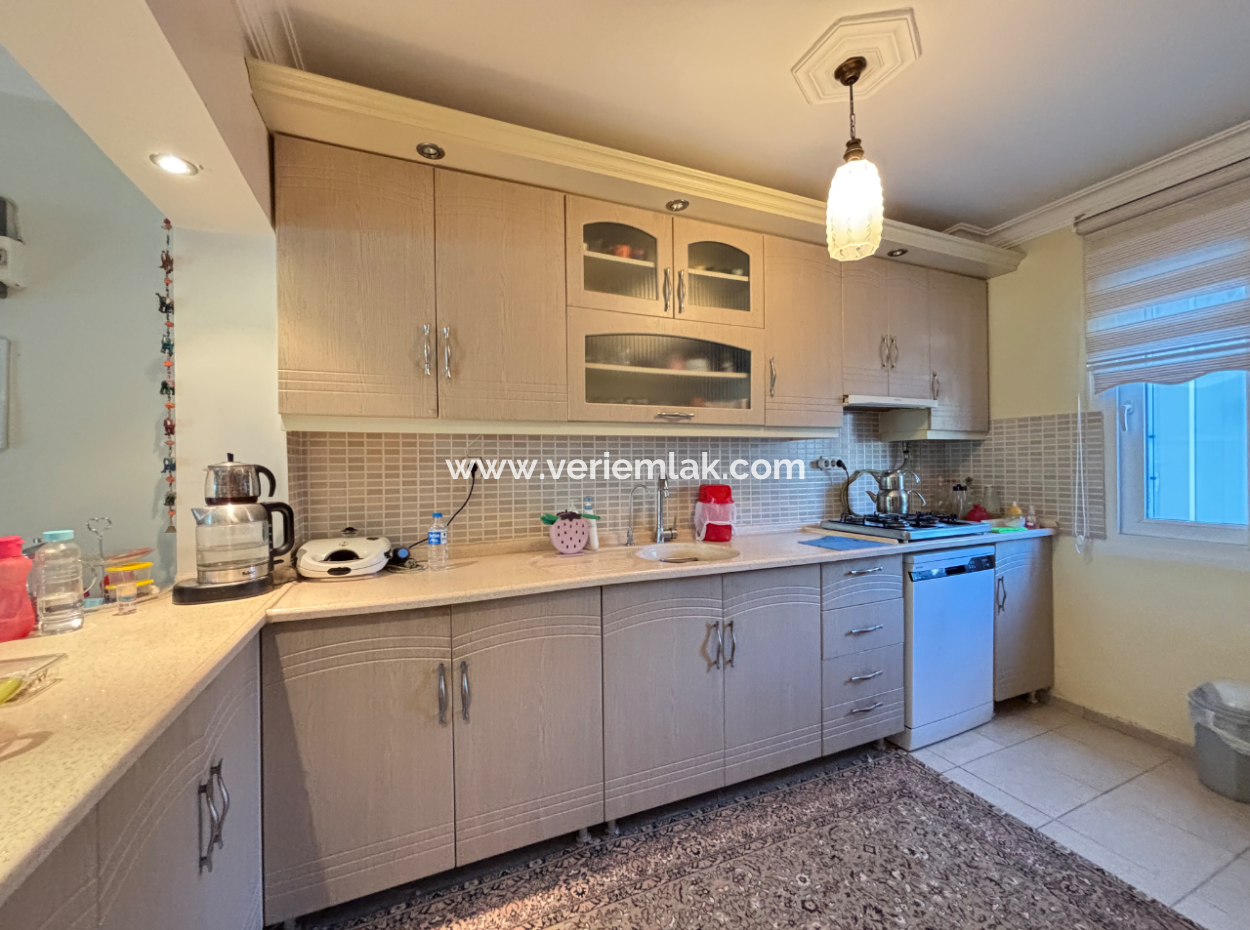 3 1 Villas For Sale In A Site In Seferihisar Akarca