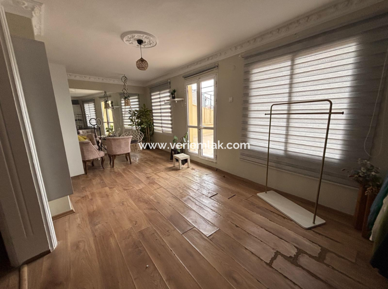 Alsancak Cyprus Martyrs 3 1 Terrace 1St Floor Terrace Workplace / Office For Rent