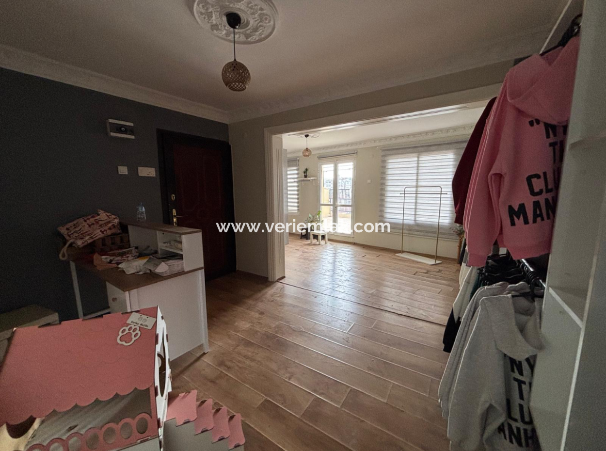 Alsancak Cyprus Martyrs 3 1 Terrace 1St Floor Terrace Workplace / Office For Rent