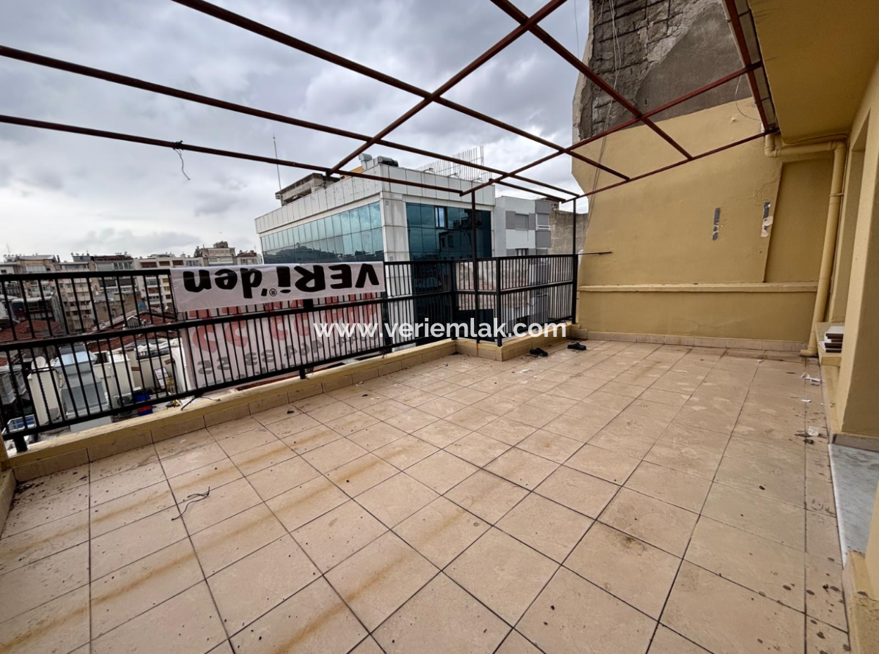 Alsancak Cyprus Martyrs 3 1 Terrace 1St Floor Terrace Workplace / Office For Rent