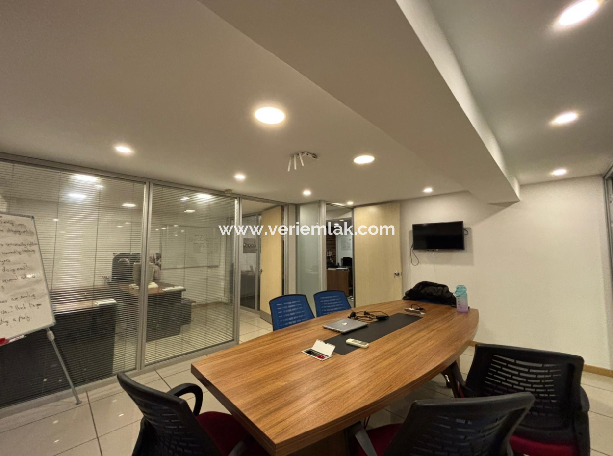 Alsancak Cyprus Martyrs Full Floor 225M2 4Th Floor Workplace For Rent