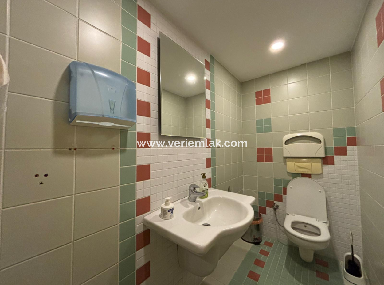 Alsancak Cyprus Martyrs Full Floor 225M2 4Th Floor Workplace For Rent