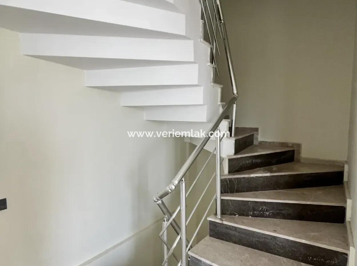 Brand New 3 1 Villas In A Sea View, Pool Site In Seferihisar Akarca