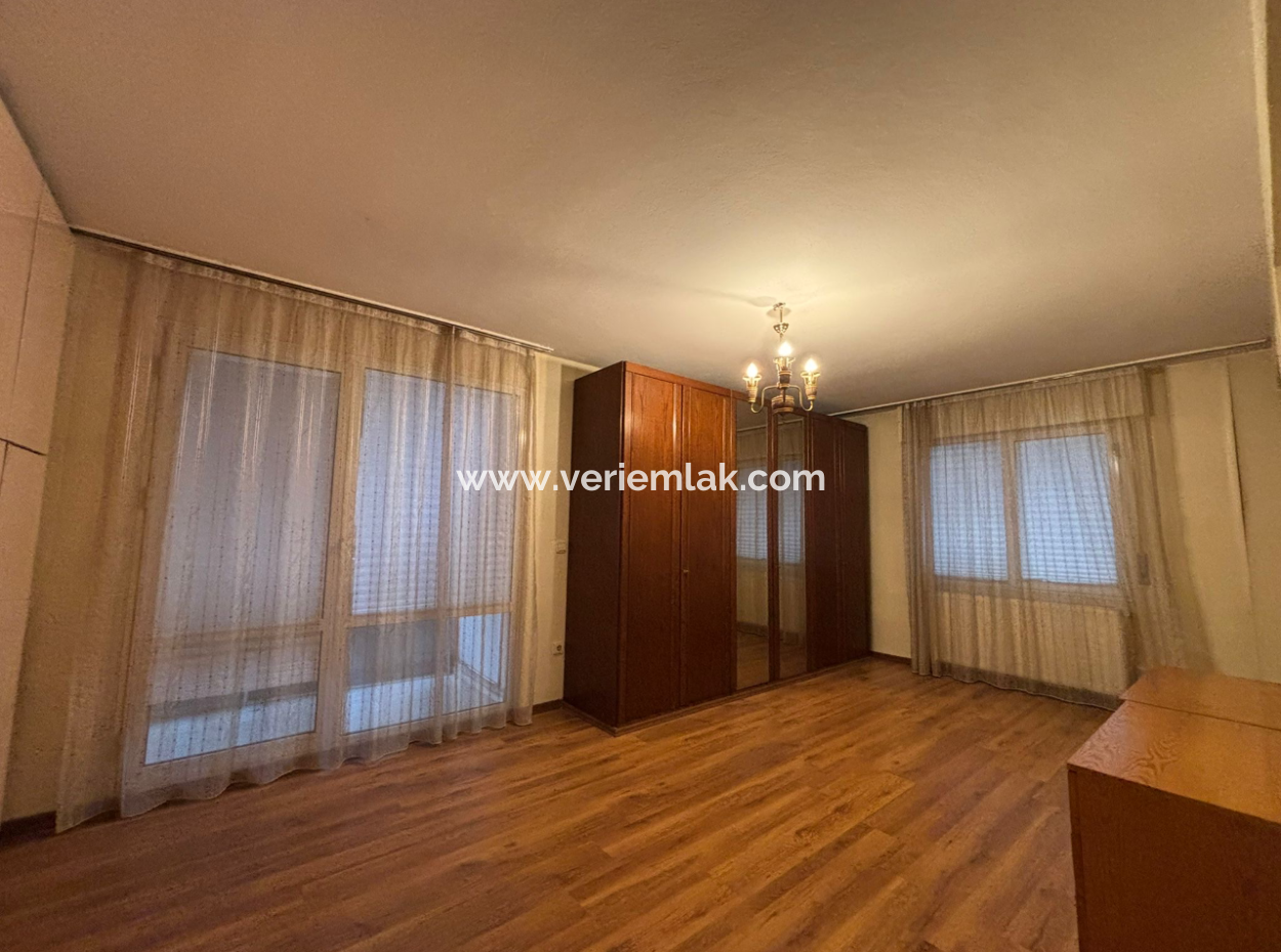 Centrally Located, Spacious And Useful 4 1 Apartment For Rent On Mustafa Enver Bey Street In Alsancak.