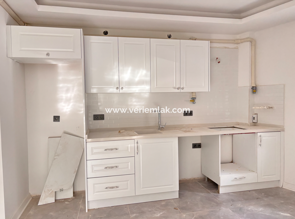 2 1 Flats For Sale With Underfloor Heating Near Seferihisar Hidirlik Mosque
