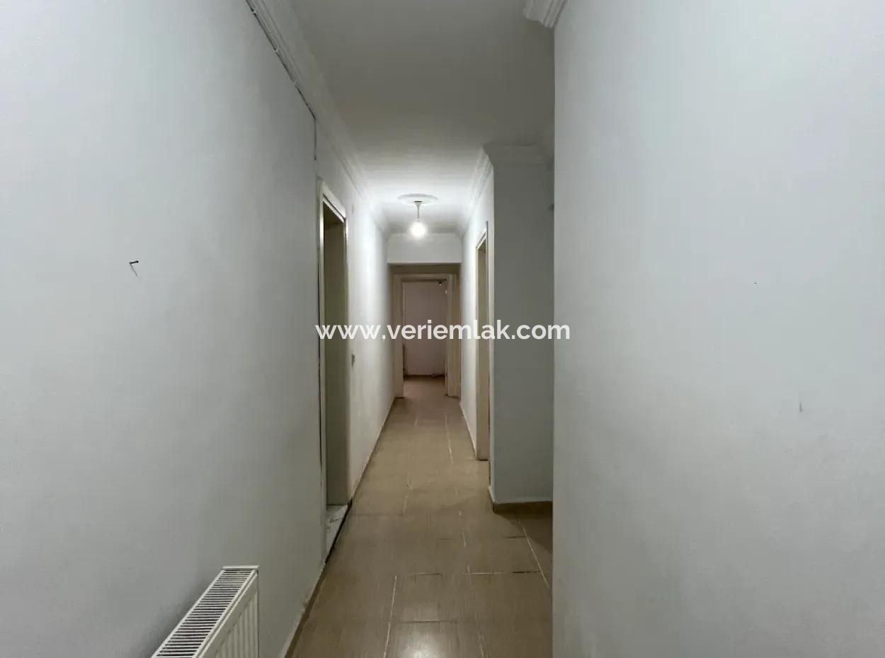 3 1 Flat For Sale In Seferihisar Market Place With Terrace And Balcony