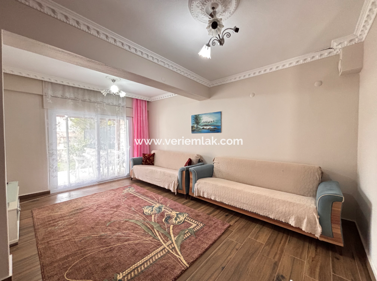 Furnished Villa For Rent With Large Garden In Çeşme Alaçati