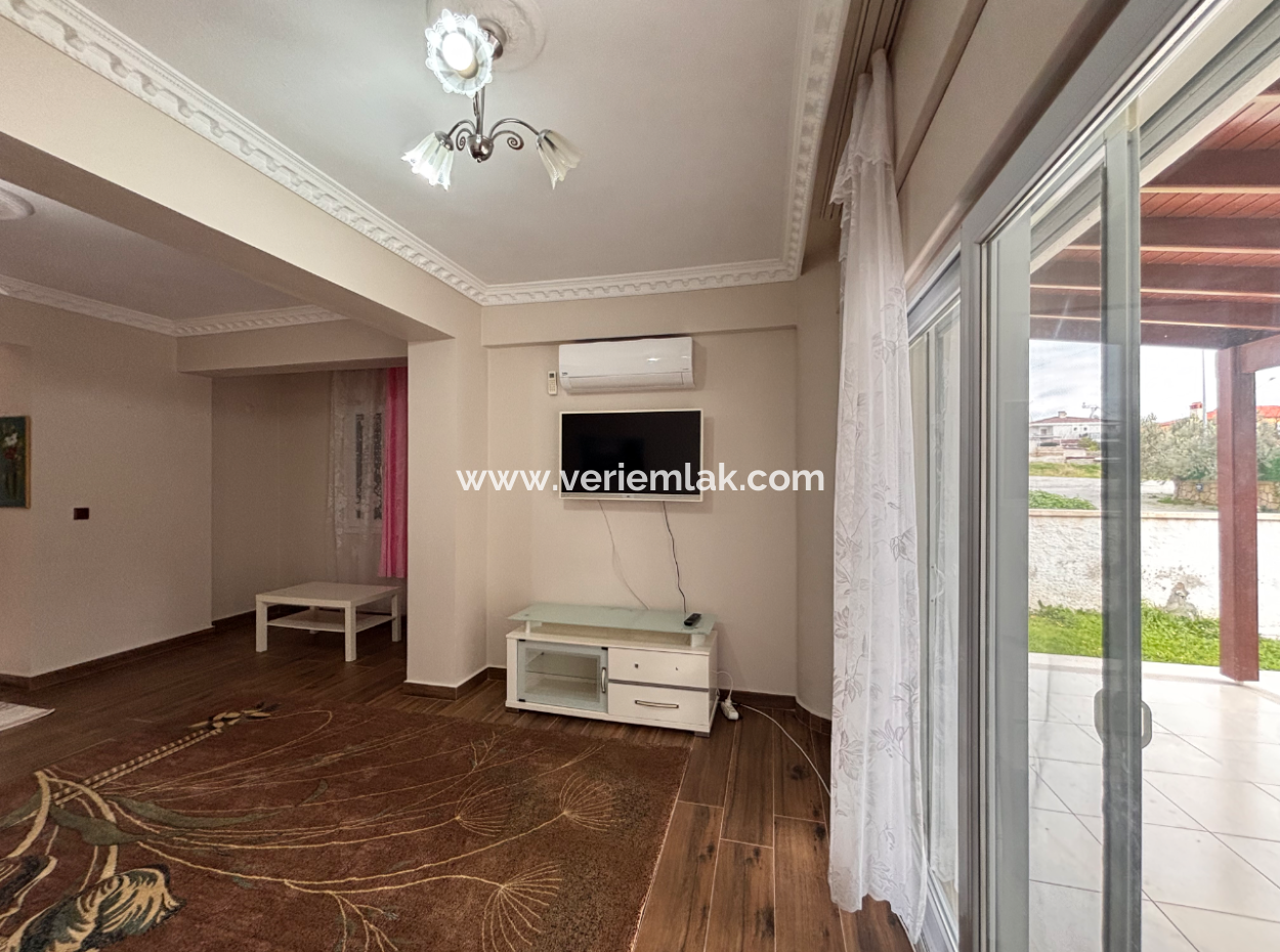 Furnished Villa For Rent With Large Garden In Çeşme Alaçati
