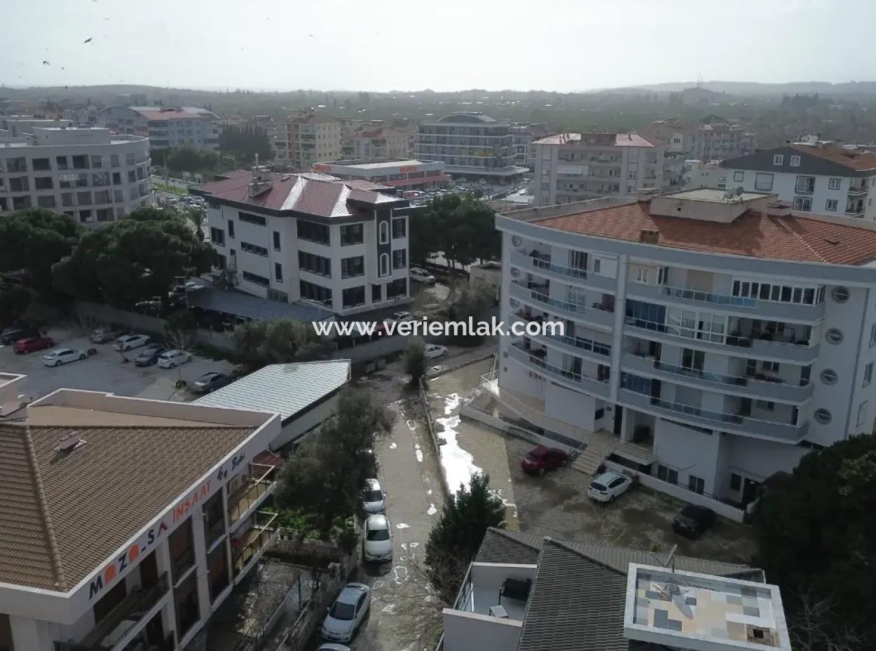 Seferihisar Camikebir Neighborhood – In The Center, 1 1 Flat With Balcony For Sale