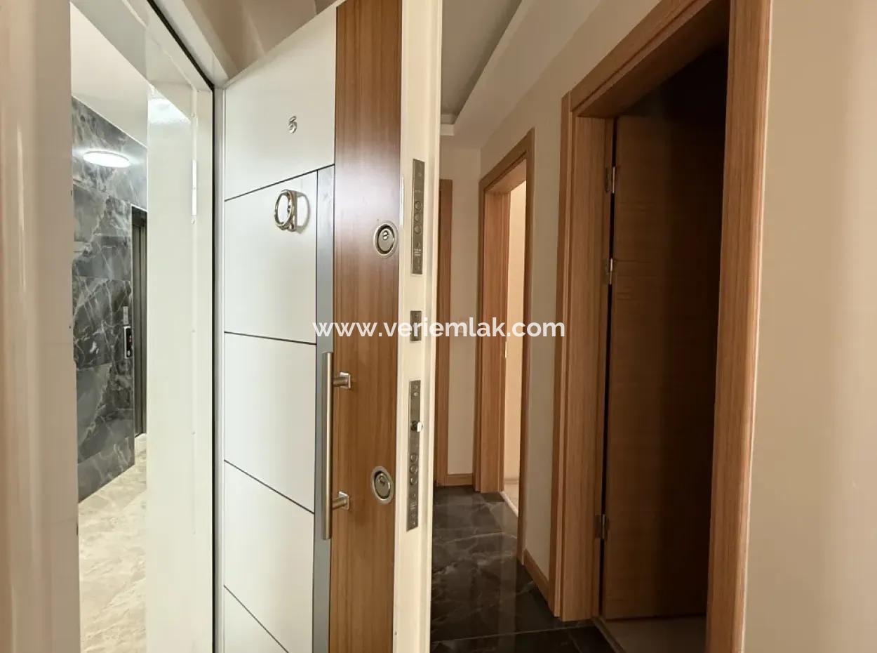 2 1 Flats For Sale In Seferihisar Camiikebir Neighborhood – Gözsüzler Street