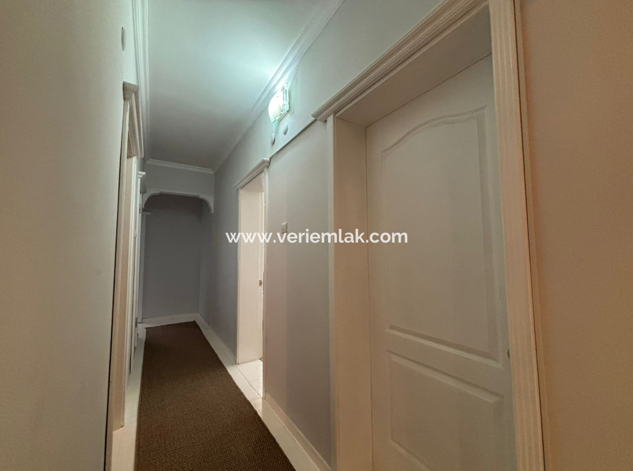 2Nd Floor Combi 3 1 Flat For Rent With Parking Near Alsancak Libas!