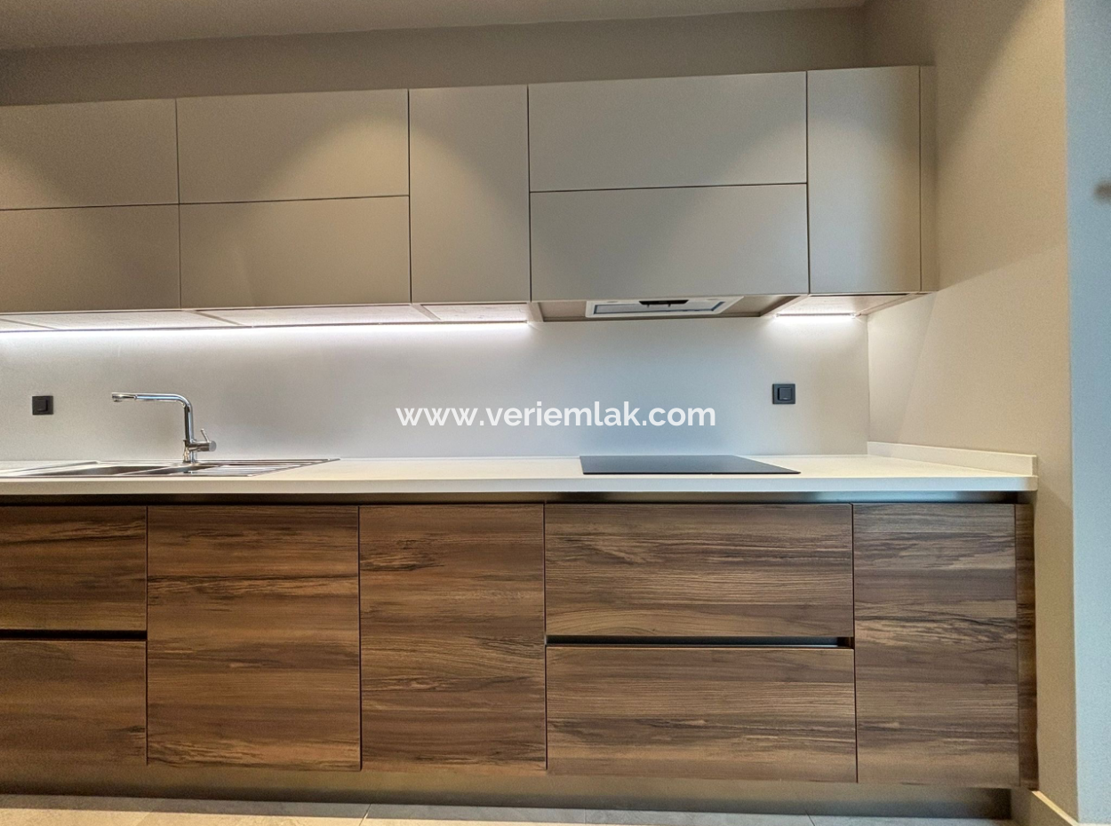 19Th Floor 3 1 120 M2 Sea View Flat For Rent In Alsancak Evora Project