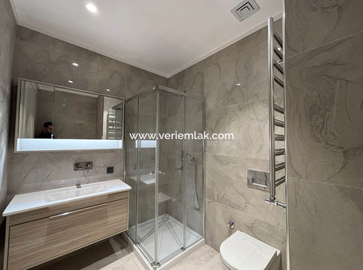 19Th Floor 3 1 120 M2 Sea View Flat For Rent In Alsancak Evora Project