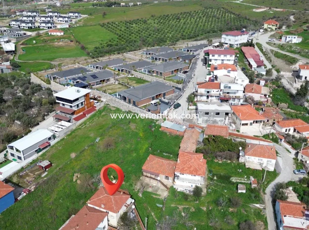 3 1 Apartment For Sale In Ulamış From Veri! 1/2 Of The Detached House Is On Sale!