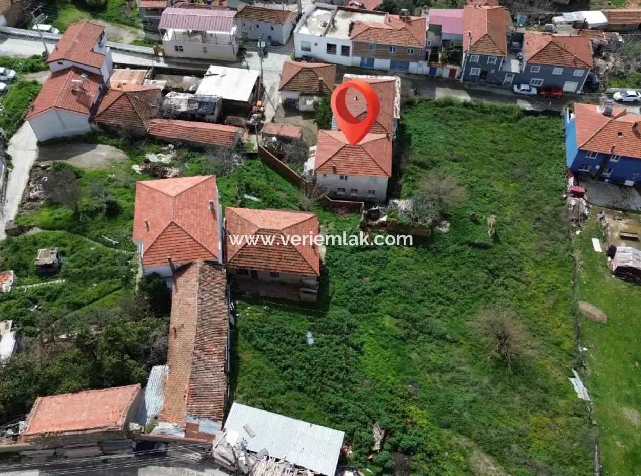 3 1 Apartment For Sale In Ulamış From Veri! 1/2 Of The Detached House Is On Sale!